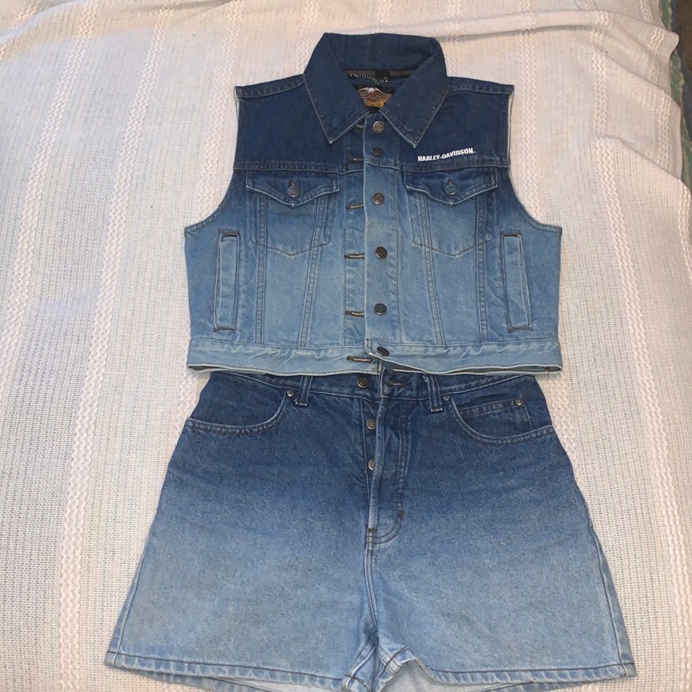 Womens Harley Davidson Jeans outfit